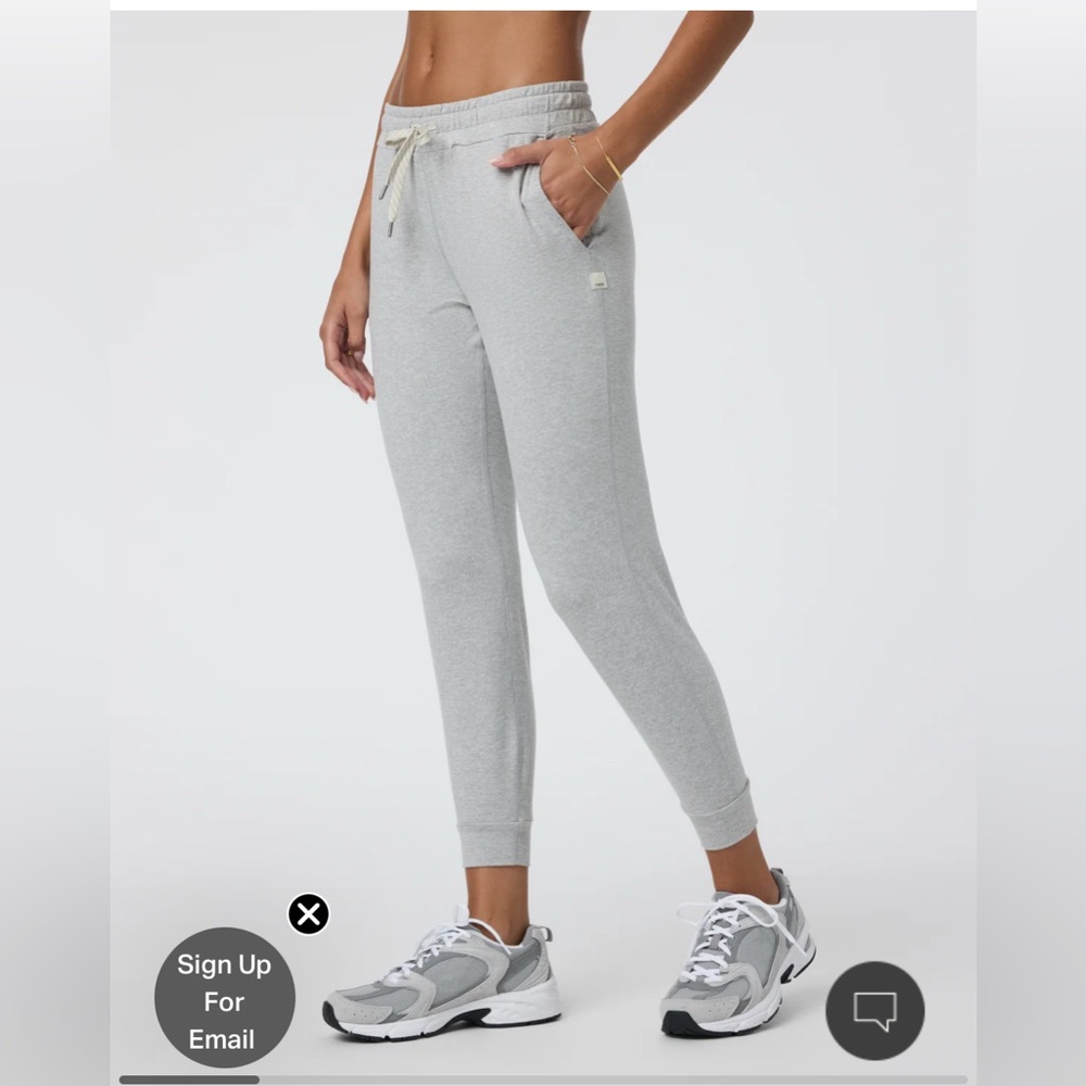 Vuori women’s performance jogger xl